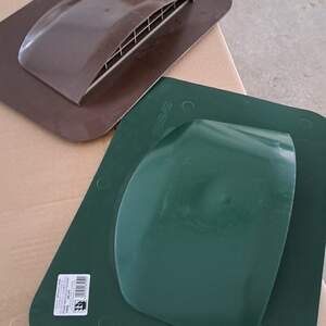 Вентилятор під бітумну черепицю